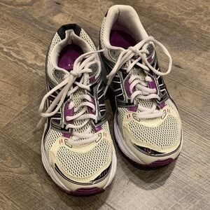 ASICS sneakers (women’s 8)